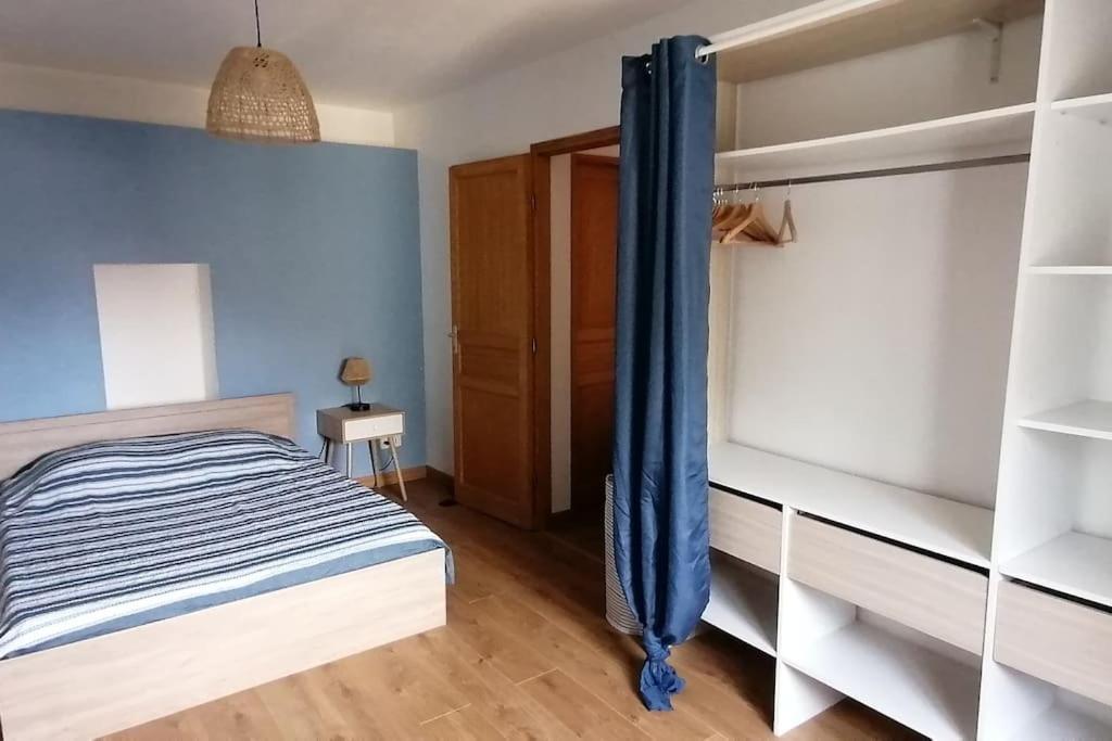 Holiday home Les Roses Tremieres *